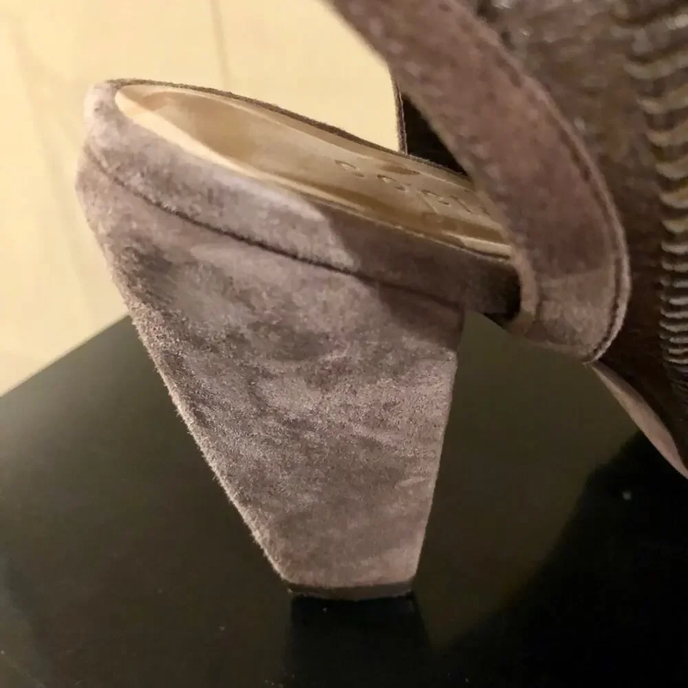 Coclico brown block heels size 6 peep toe